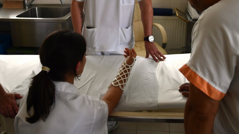 Speciální fixace OPENCAST umožňuje koupání. 