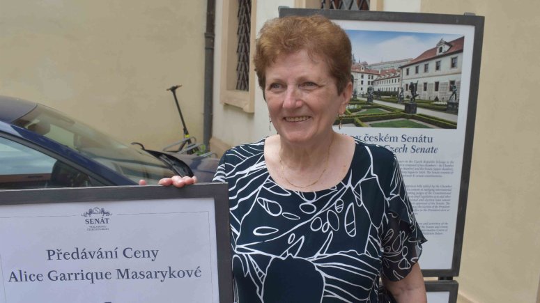 Cena Alice Masarykové
